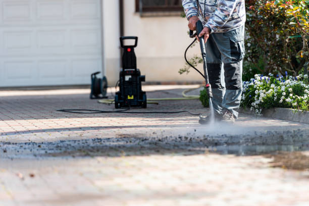 Best Sidewalk Pressure Washing  in Manawa, WI
